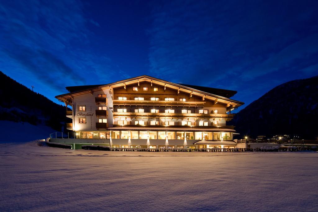 Hotel Bergland Пертизау Экстерьер фото
