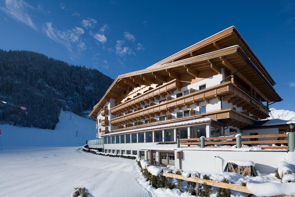 Hotel Bergland Пертизау Экстерьер фото